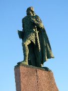 Leif Erikson (closeup 2)
