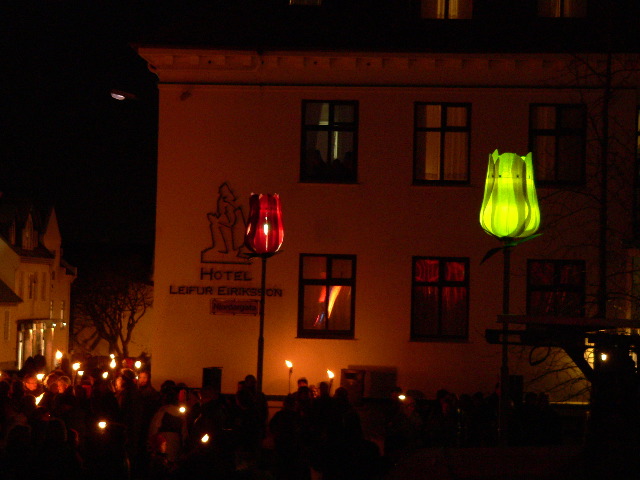 Lighting the Streetlamps