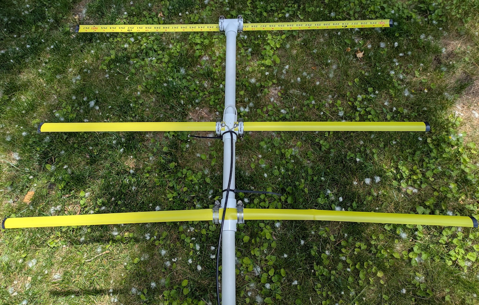 Satellite antenna
